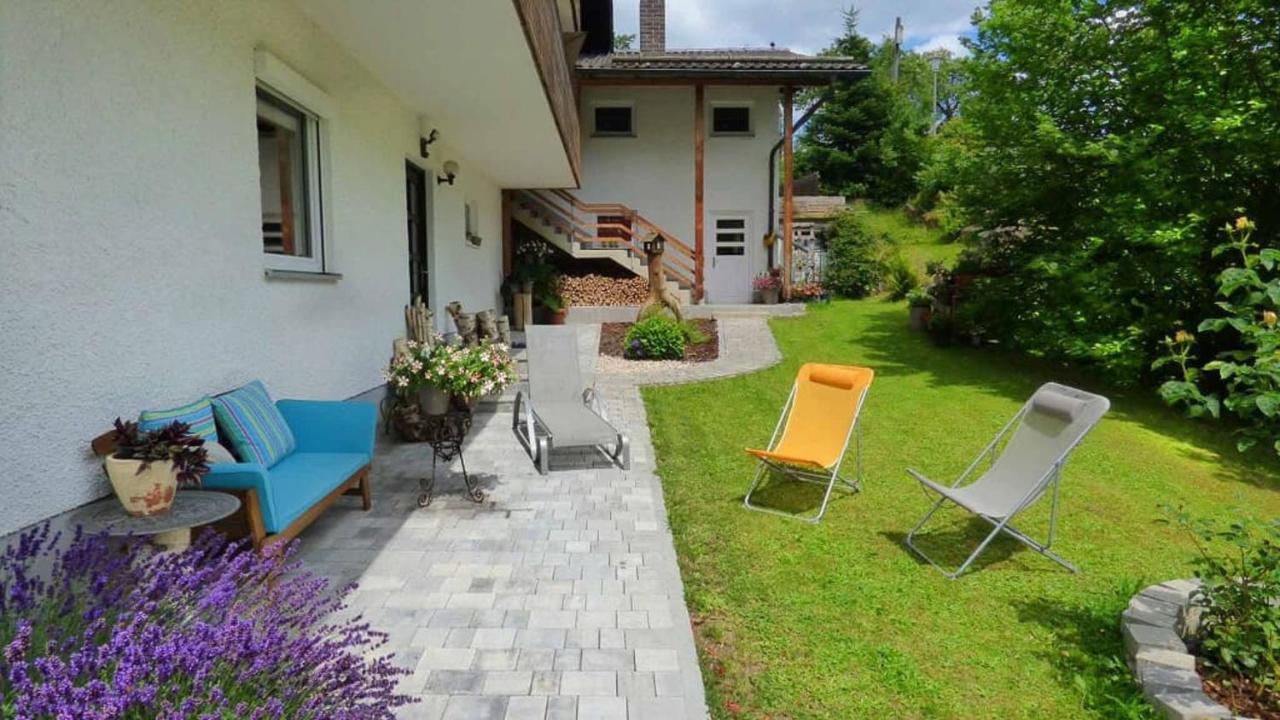 Haus Der 5 Kontinente Lägenhet Böbrach Exteriör bild